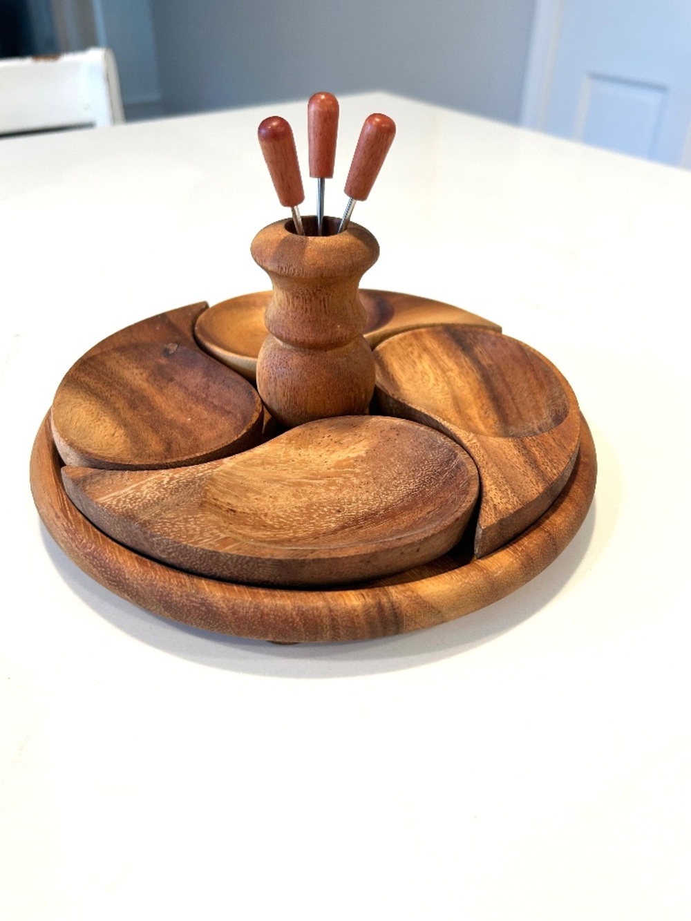 Crate & Barrel MCM Wooden 4 Tear Drop Dishes  & 3 Swizzles Round Serving Tray